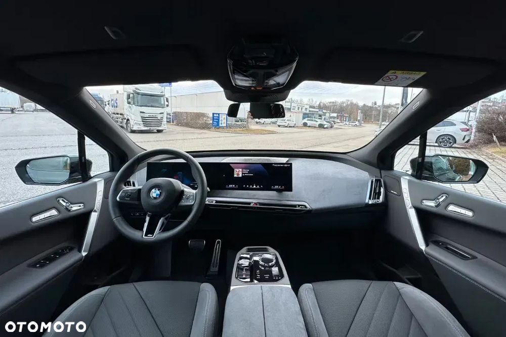 BMW iX xDrive45 100.6kWh - 14