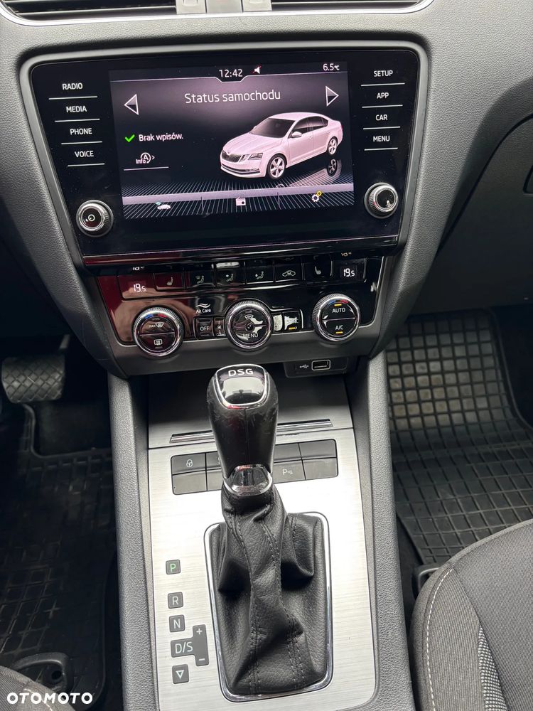 Skoda Octavia 2.0 TDI SCR Ambition DSG - 17