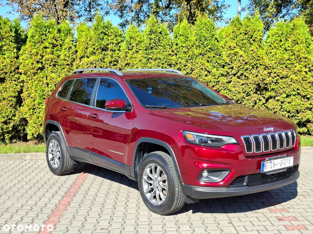 Jeep Cherokee - 1