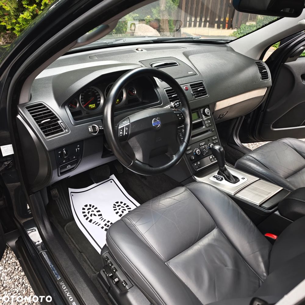 Volvo XC 90 D5 Momentum - 17