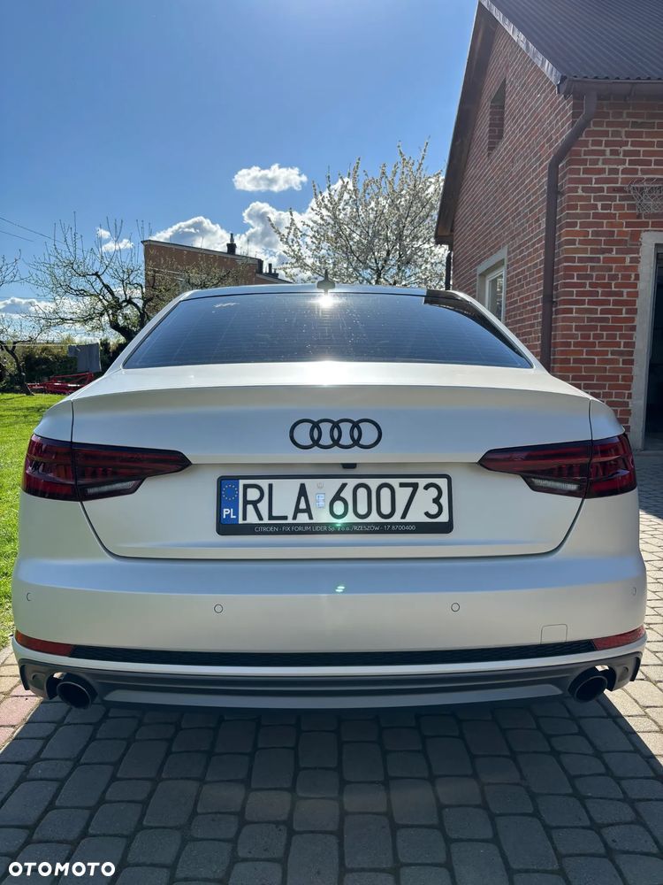 Audi A4 Limousine - 6