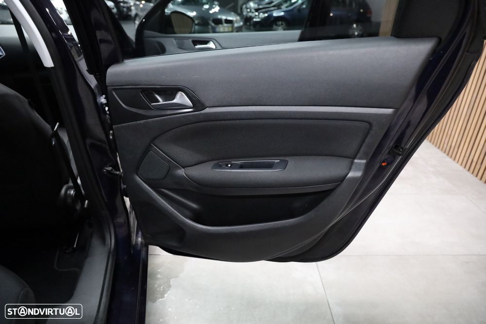 Peugeot 308 SW BlueHDi 120 Stop & Start Style - 12