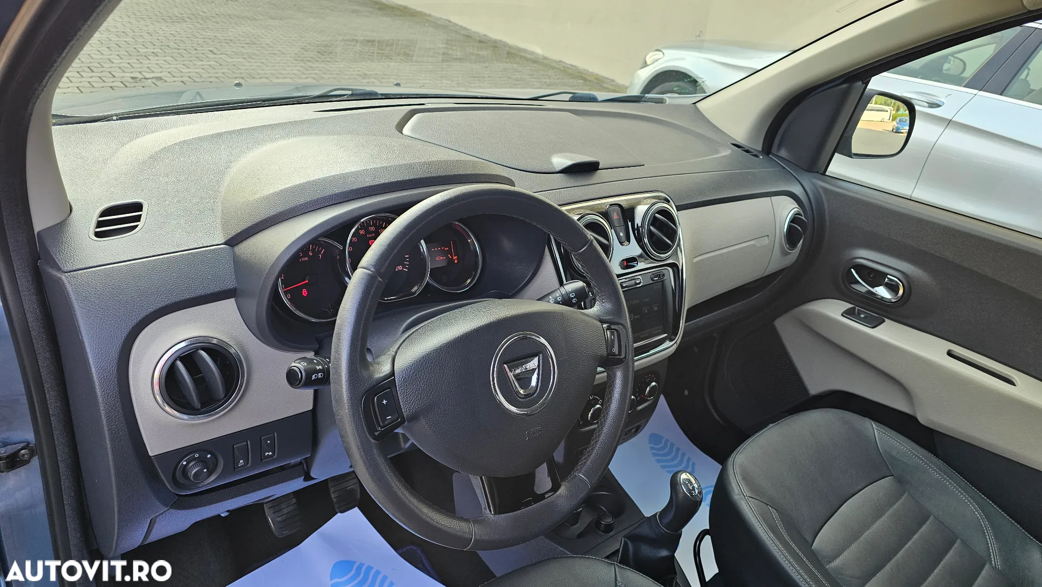 Dacia Lodgy TCe 115 Prestige - 20