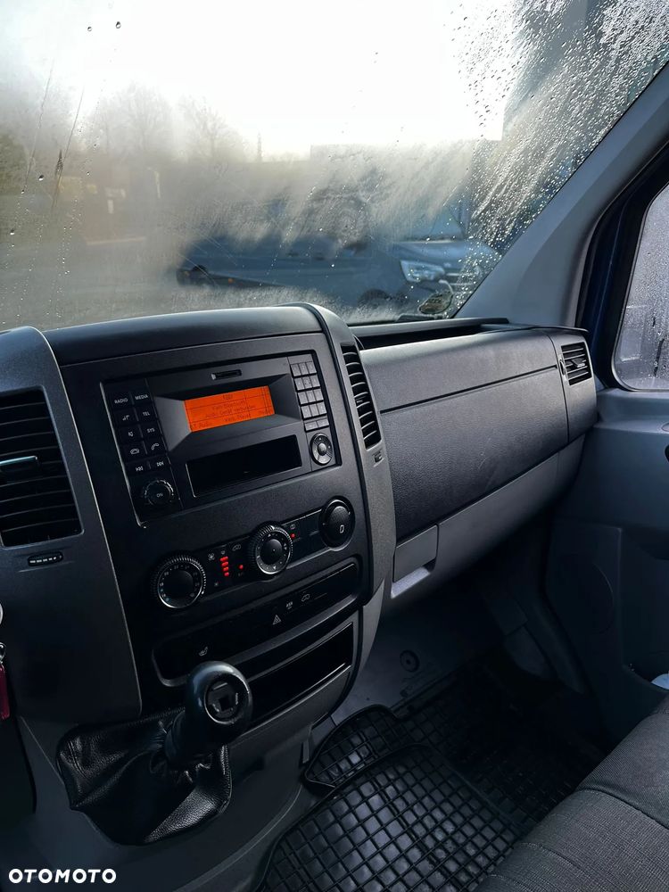 Mercedes-Benz Sprinter - 8