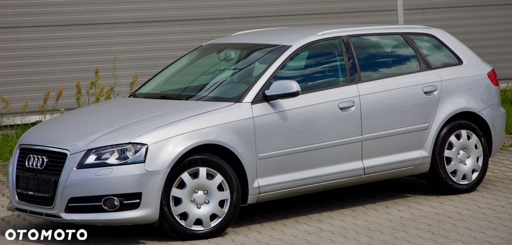Audi A3 Sportback 2.0 TFSI Attraction - 10