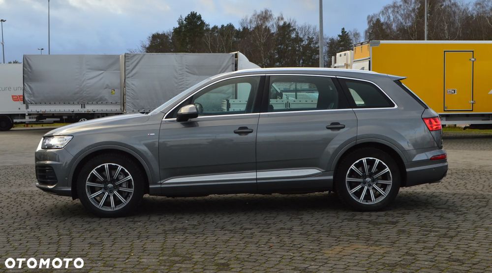 Audi Q7 - 6