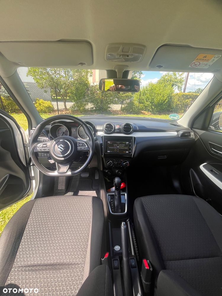 Suzuki Swift 1.2 Dualjet Hybrid CVT Comfort - 17