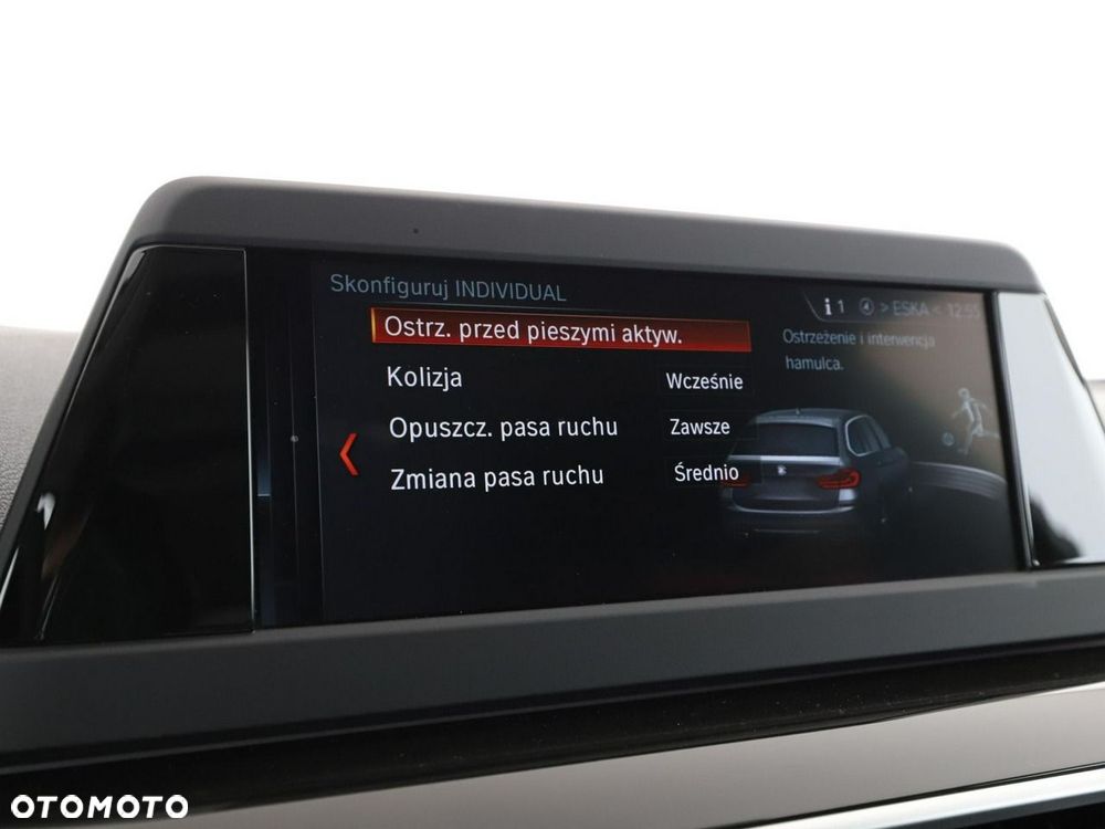 BMW Seria 5 520d Sport Line - 26
