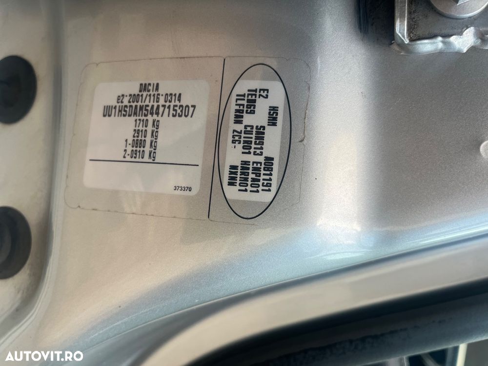 Dacia Duster 1.6 16V 4x2 Prestige - 9