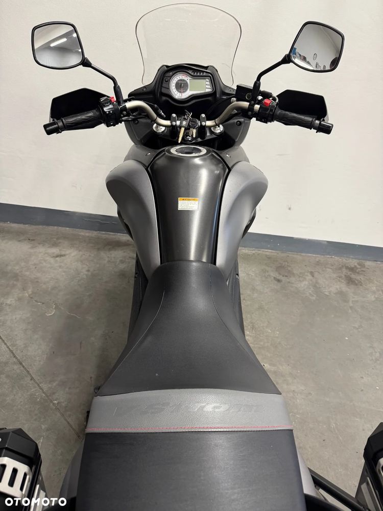 Suzuki V-STROM - 39