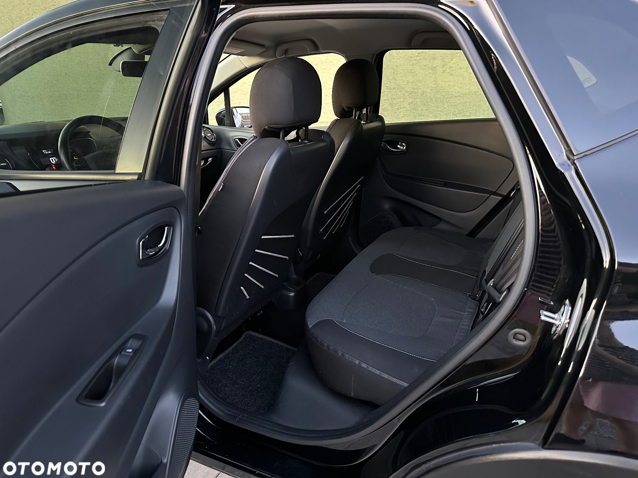 Renault Captur 1.5 dCi Intens EDC - 29