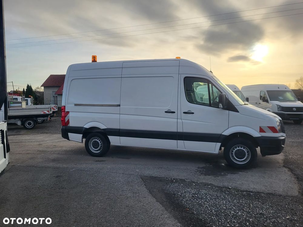 Volkswagen Crafter blaszak z zabudową warsztatową sortimo klima super stan - 3