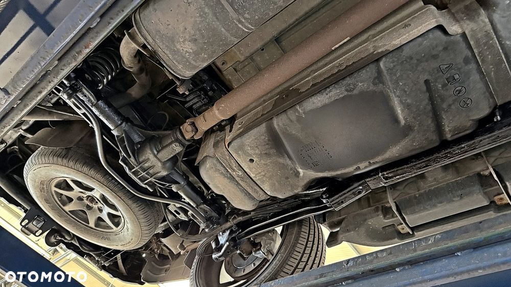 Chevrolet Avalanche - 16