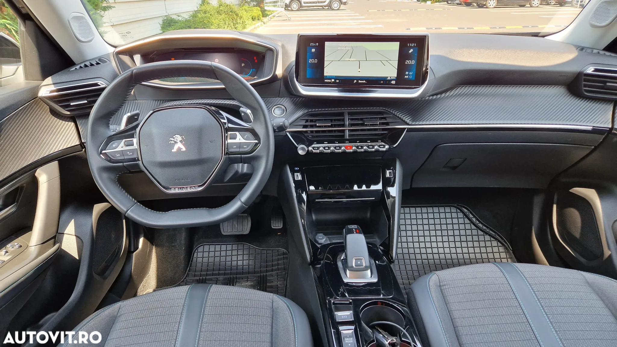 Peugeot 2008 1.5 BlueHDI EAT8 STT Allure Pack - 4