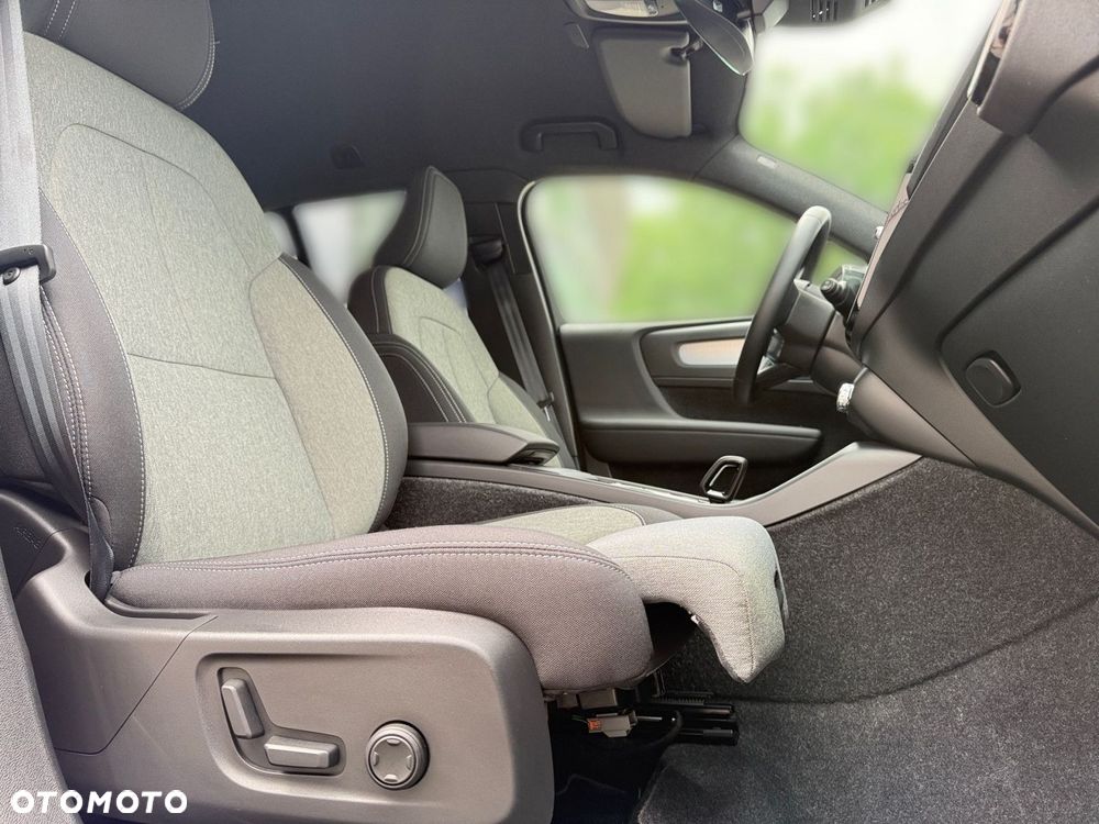 Volvo XC 40 - 26