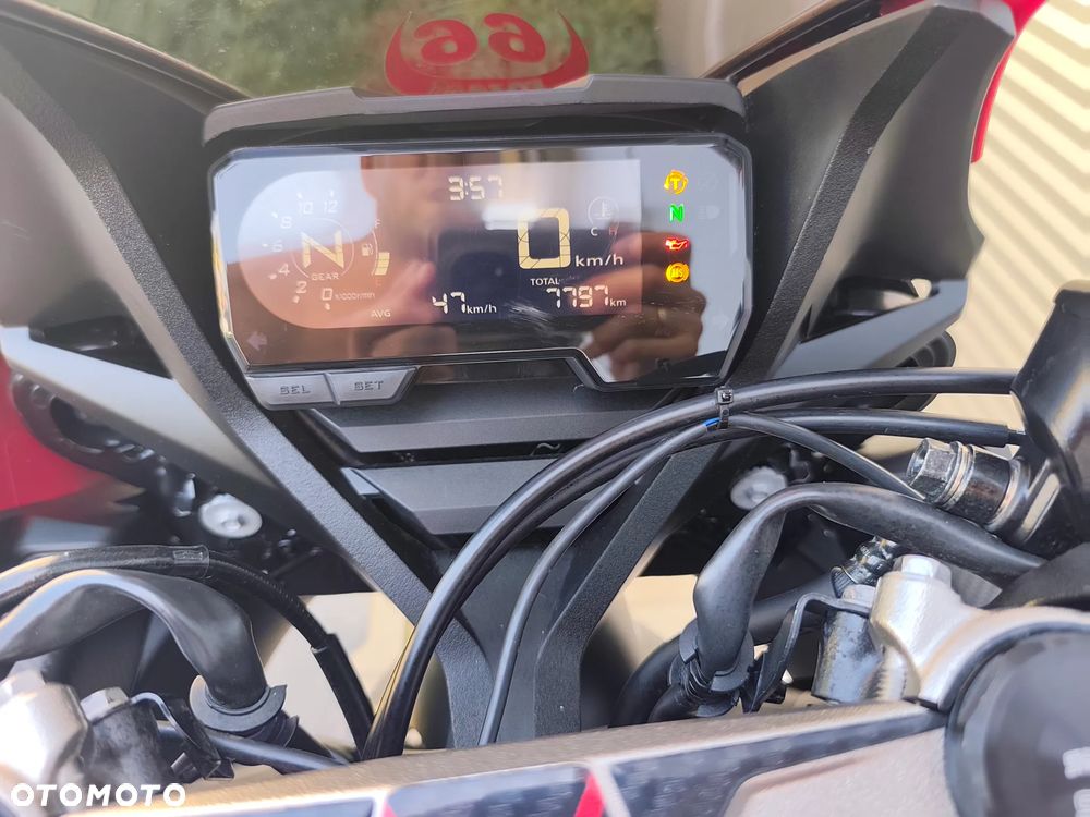 Honda CBR - 18