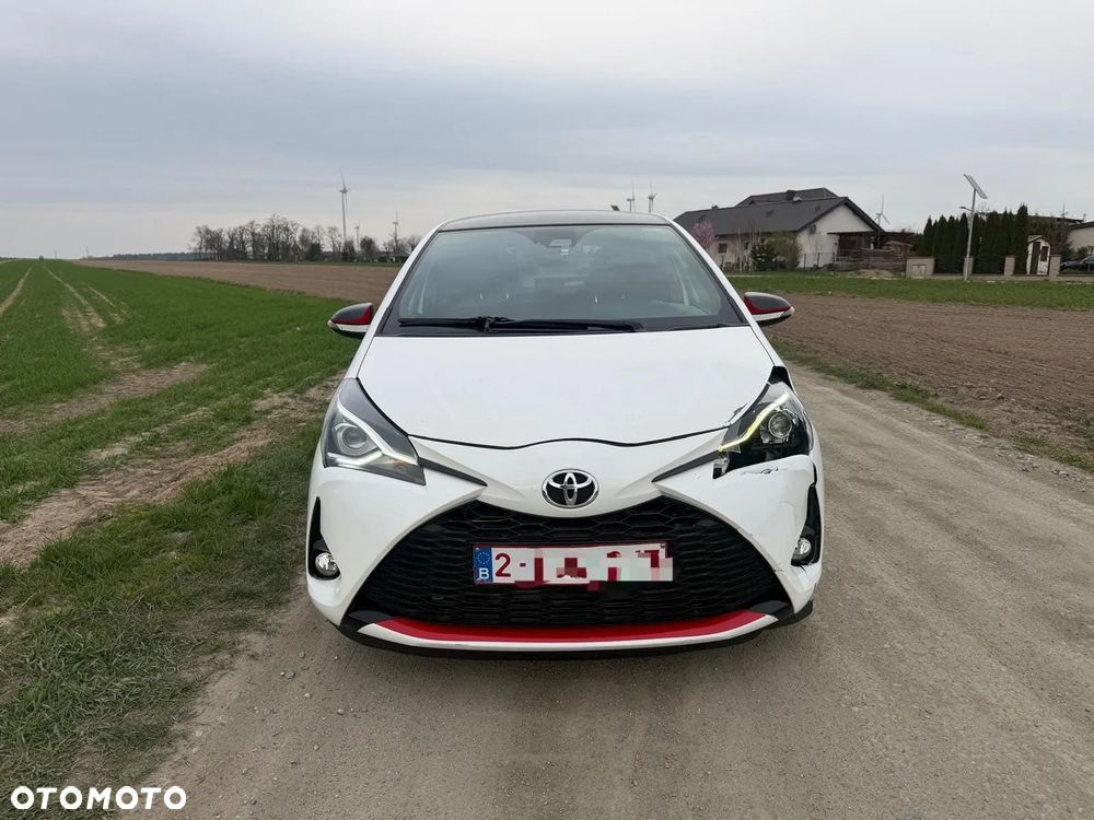 Toyota Yaris 1.5 VVT-i GR Sport - 3