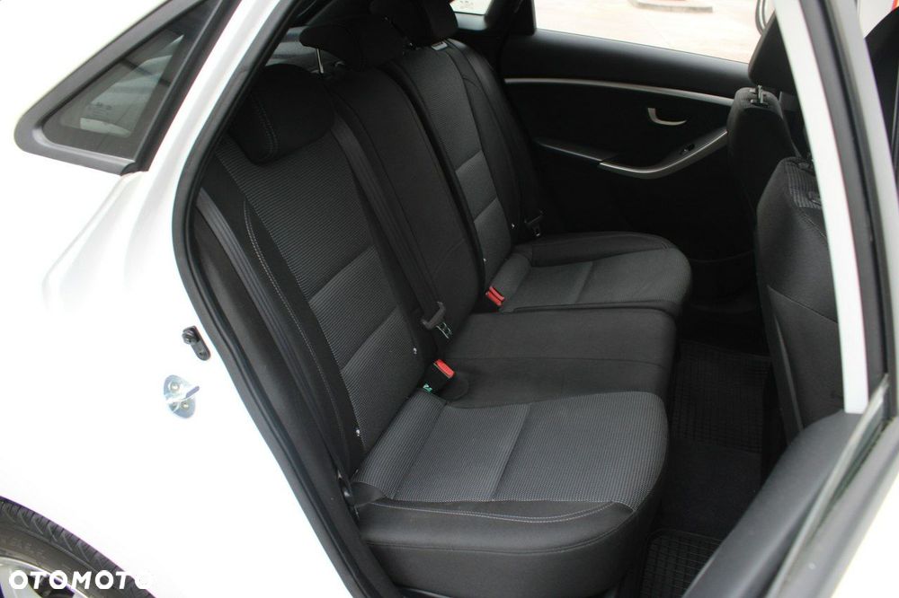 Hyundai i30 - 12