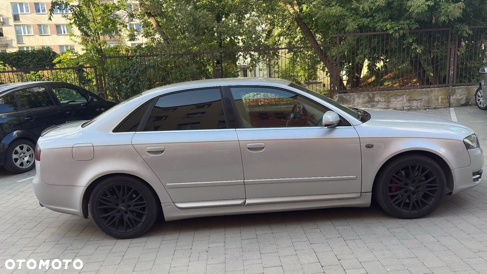 Audi A4 Limousine 2.0T FSI Quattro - 5