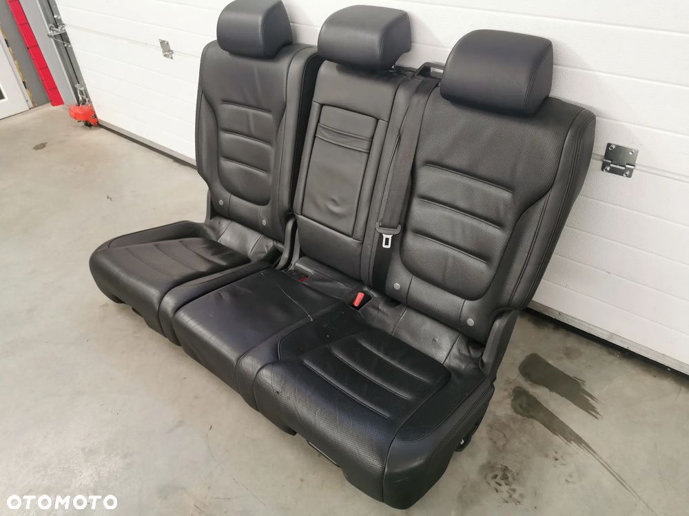 VW TOUAREG II 7P 10-18R KANAPA FOTELE TYL KOMPLET SKÓRA CZARNA - 2