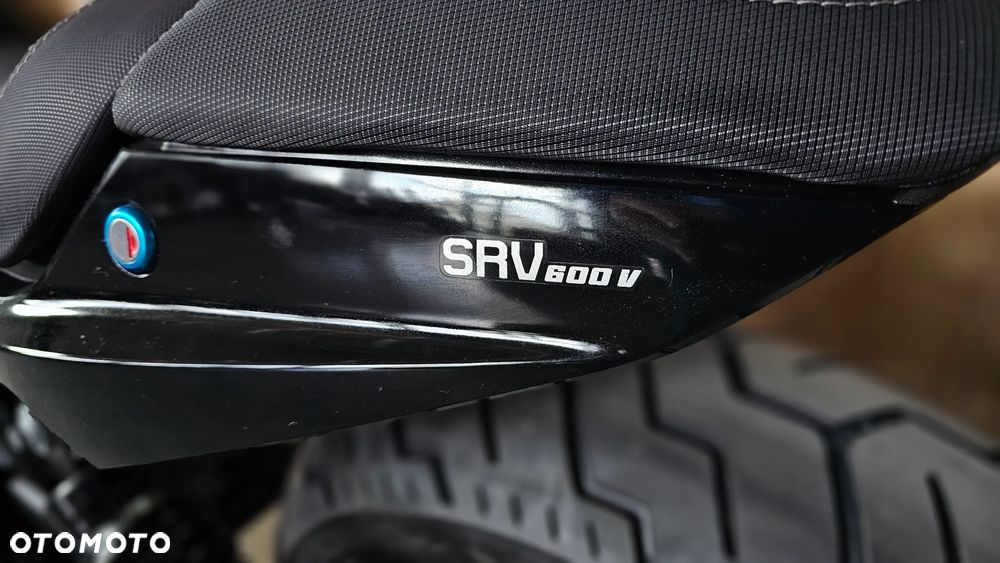 QJMOTOR SRV 600V - 12