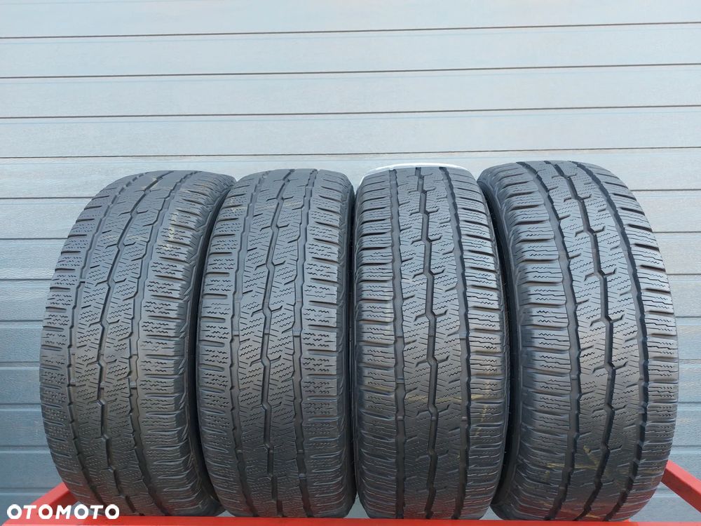 215/60 R17C OPONY TOYO OBSERVE VAN DOT21 - 1