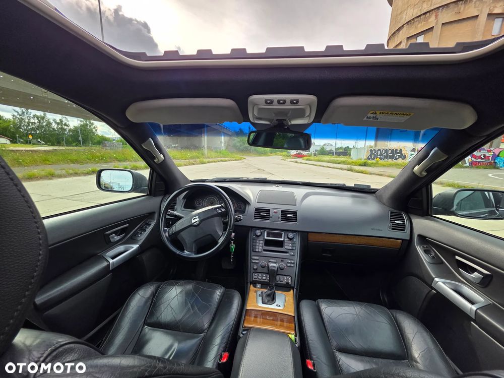 Volvo XC 90 - 23