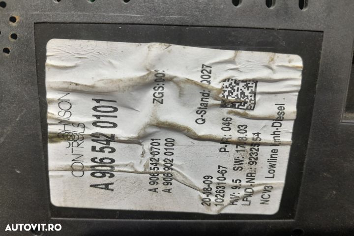 Ceasuri bord A9065420101 A9065420101 / A9065420701 / A9069020100 Merc - 4