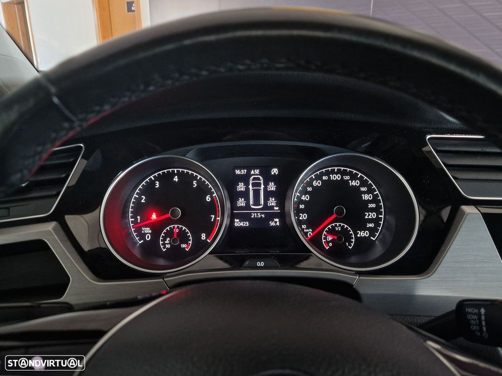 VW Touran 1.5 TSI Confortline - 22