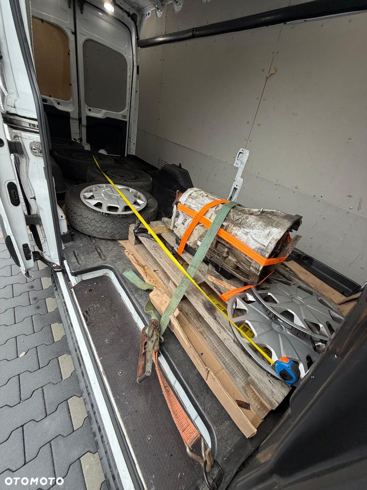 Ford Transit - 33