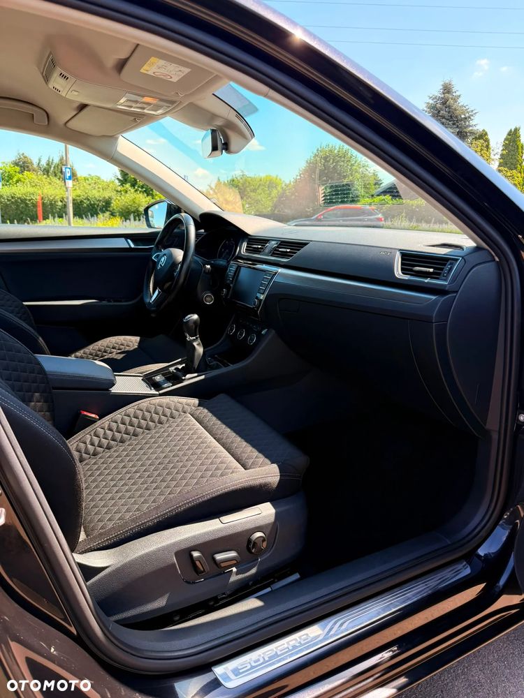 Skoda Superb 2.0 TDI Ambition - 18
