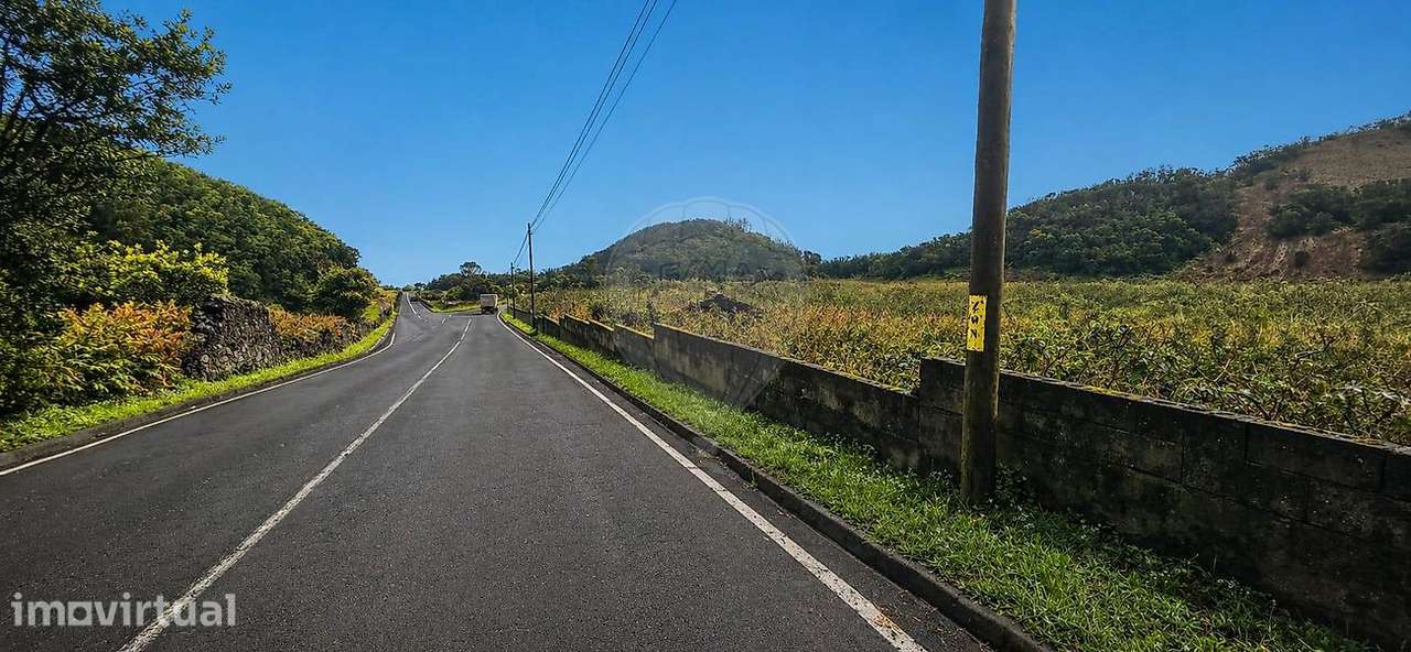 Terreno  para venda - Grande imagem: 2/5