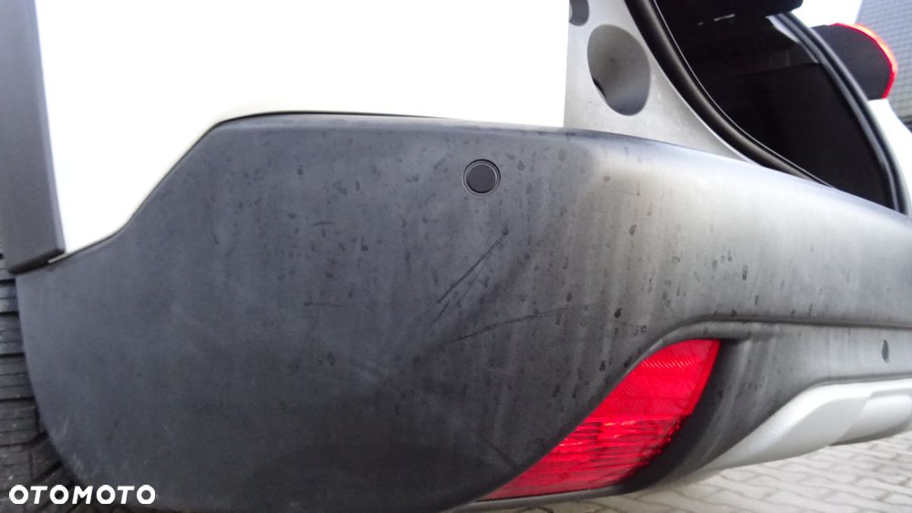 Peugeot 2008 1.2 Pure Tech GPF Allure S&S EAT6 - 31