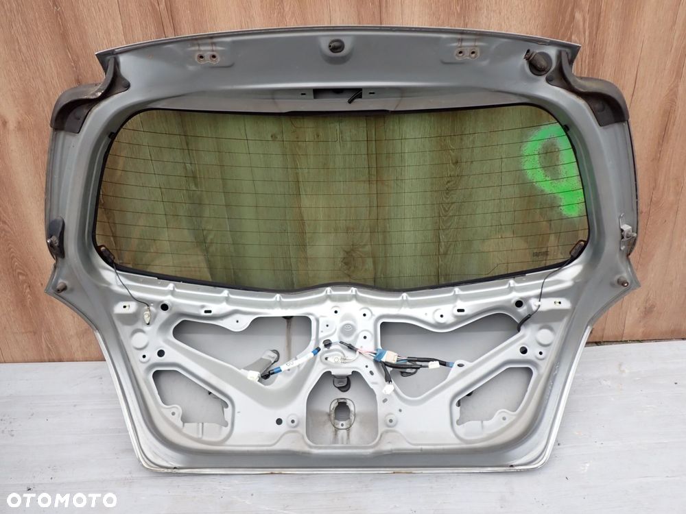 TOYOTA YARIS II 06- KLAPA BAGAŻNIKA SZYBA TYŁ - 6
