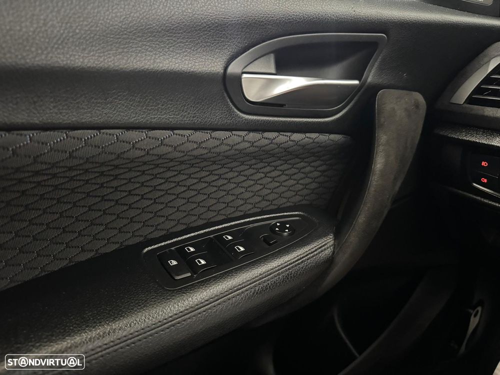 BMW 120 i Pack M Auto - 23
