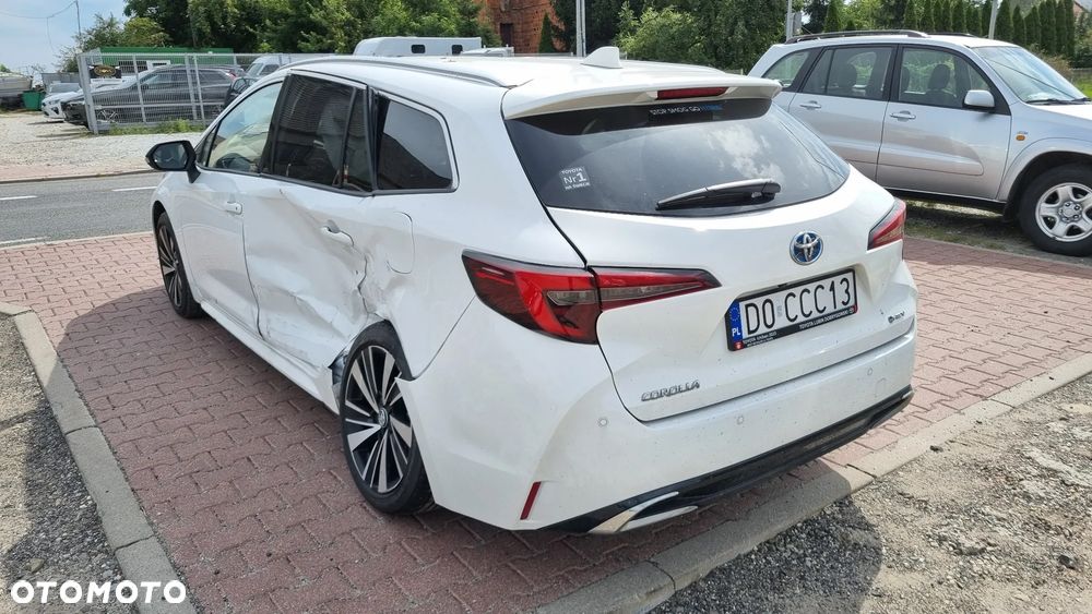 Toyota Corolla 1.8 Hybrid Comfort - 13