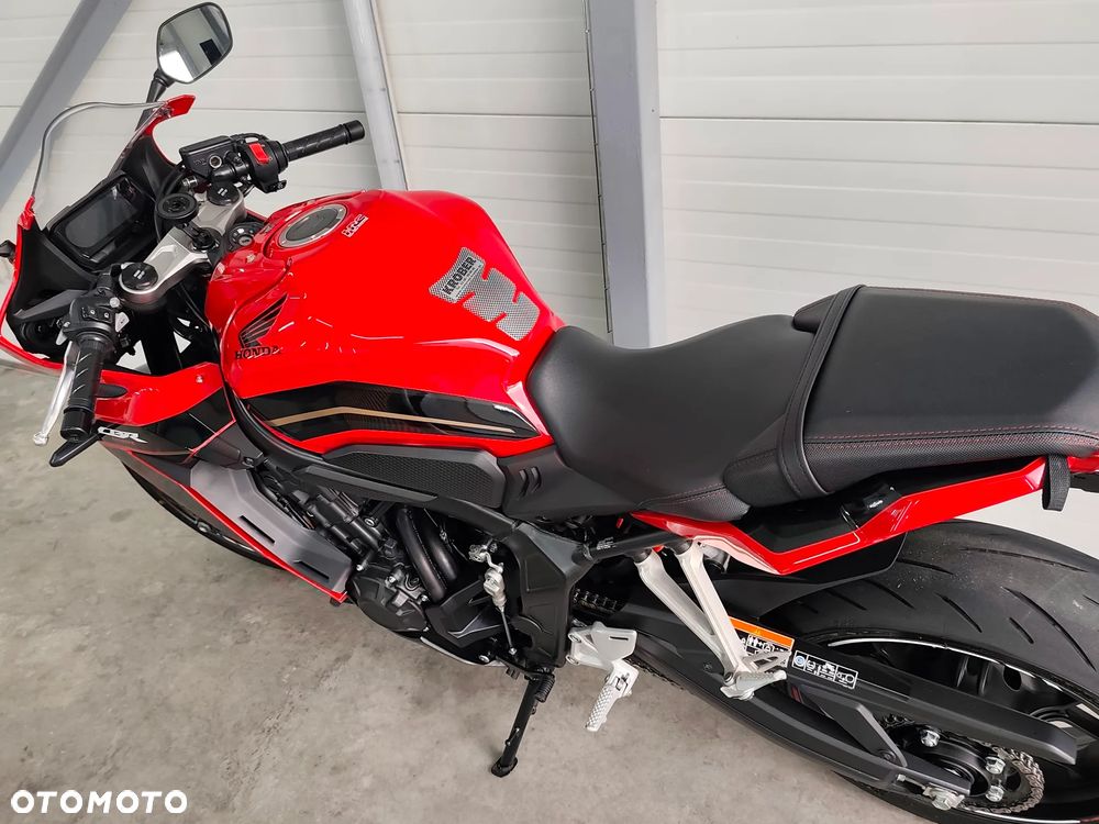 Honda CBR - 13