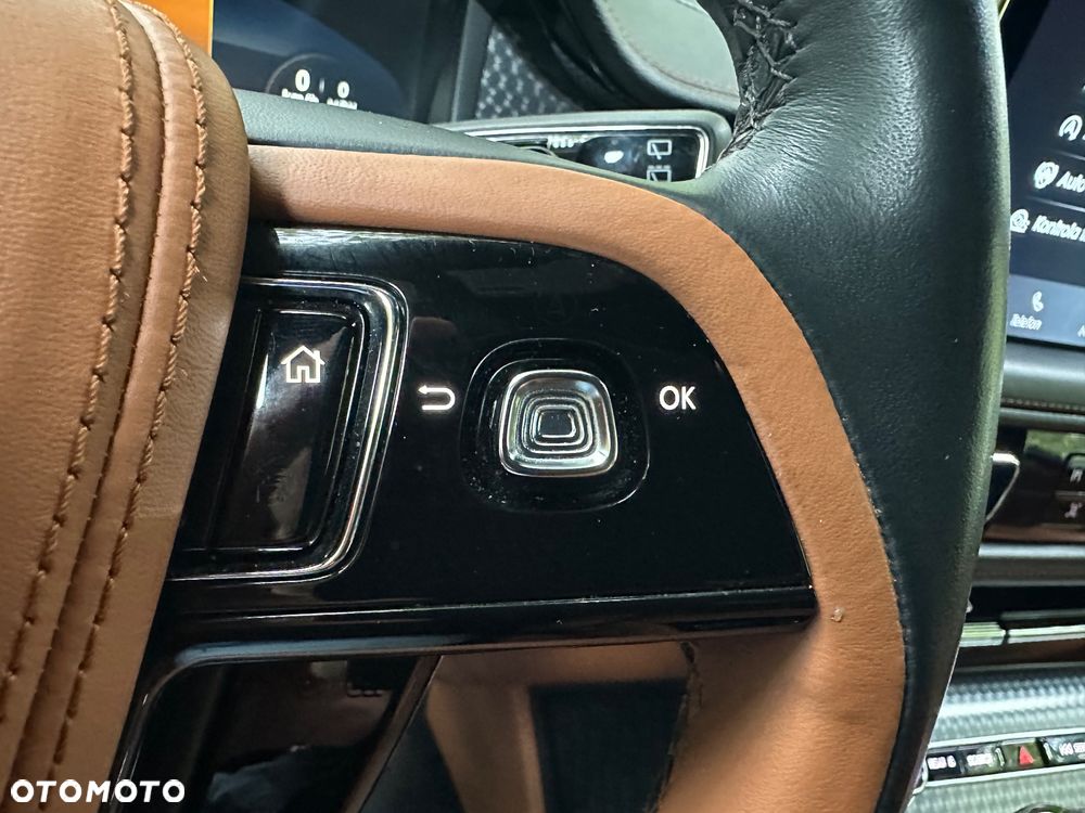 Lincoln Aviator - 24