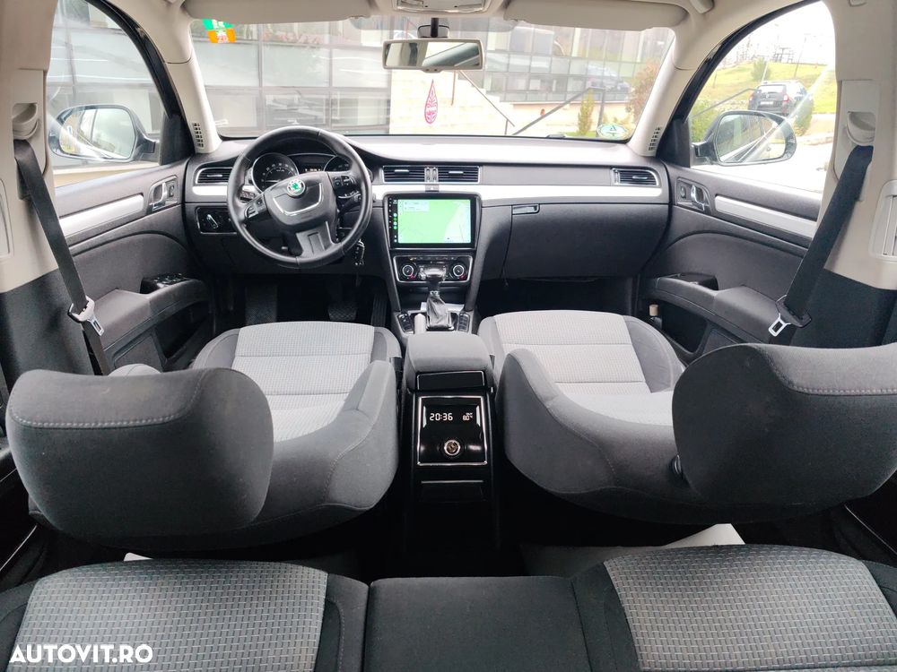 Skoda Superb 2.0 TDI DSG Elegance - 5