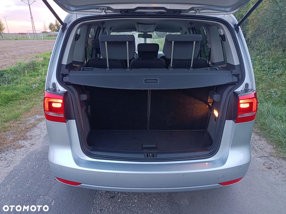 Volkswagen Touran 1.4 TSI Comfortline Perfectline - 22