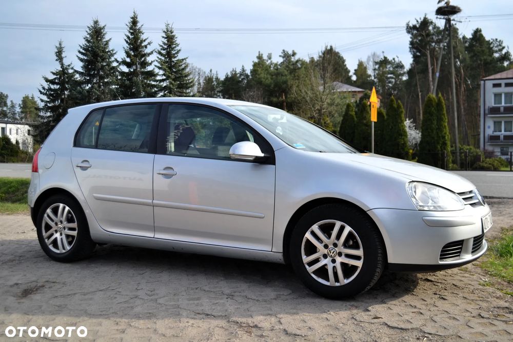 Volkswagen Golf 1.6 Edition - 1