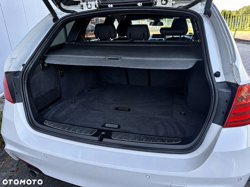 BMW Seria 3 320d M Sport EU6 - 25
