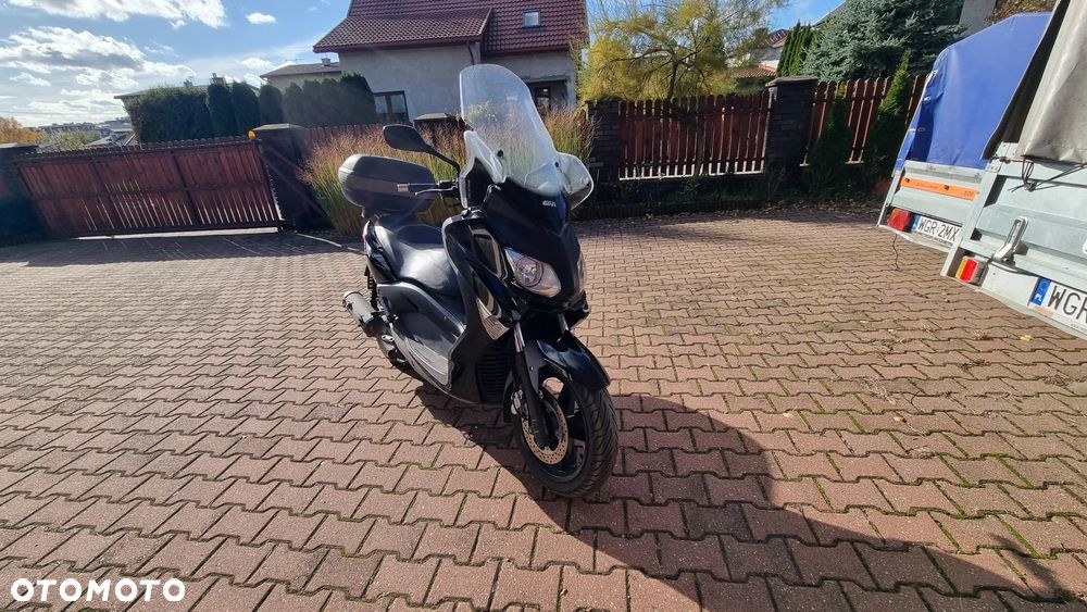 Yamaha X-max - 1