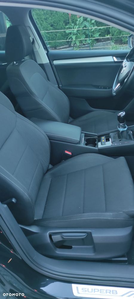 Skoda Superb 2.0 TDI Ambition - 13