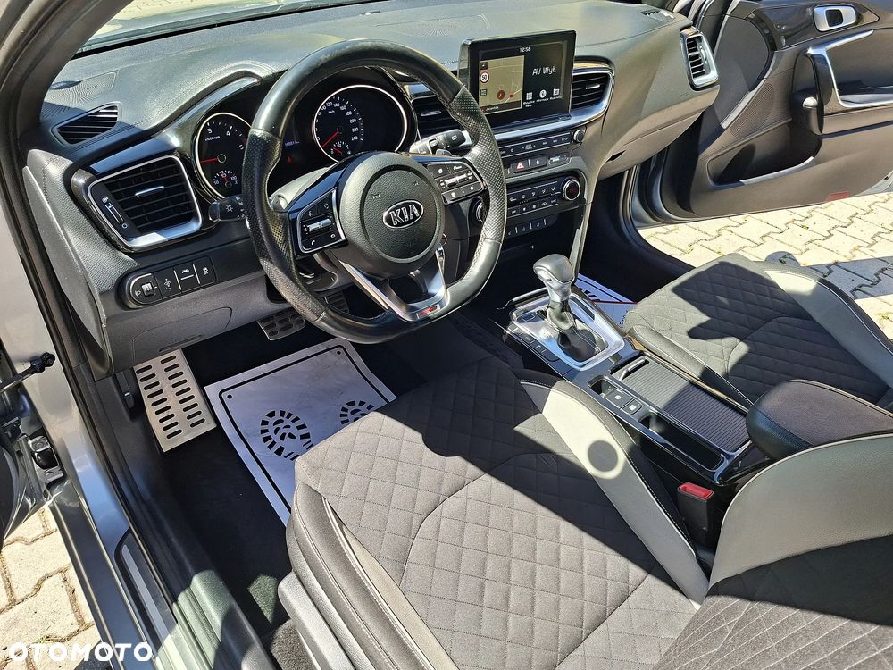 Kia Ceed - 15