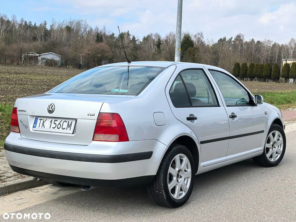 Volkswagen Bora 1.9 TDI Comfortline - 3