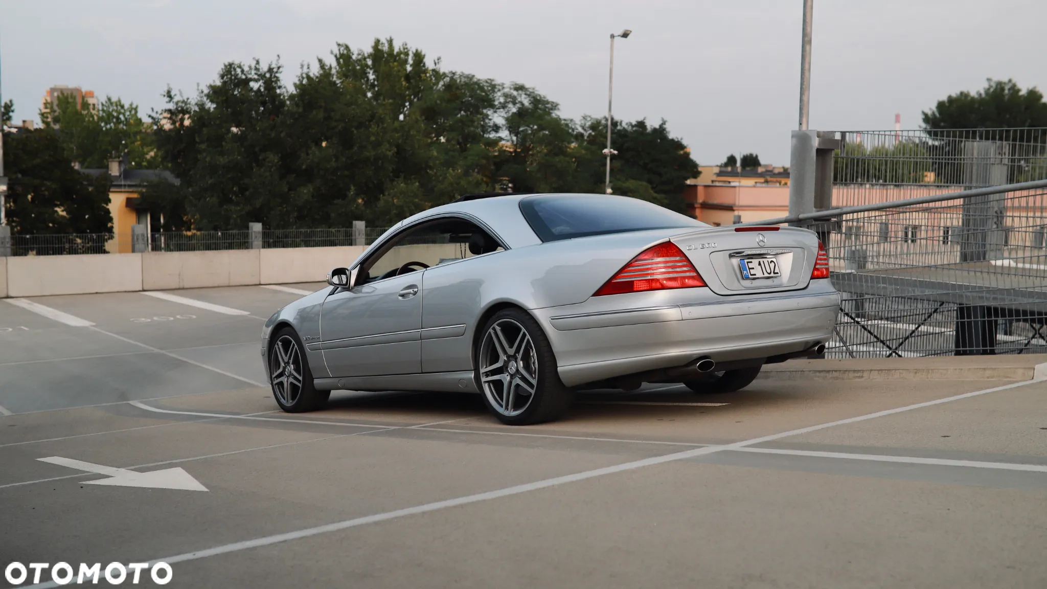 Mercedes-Benz CL 600 - 5