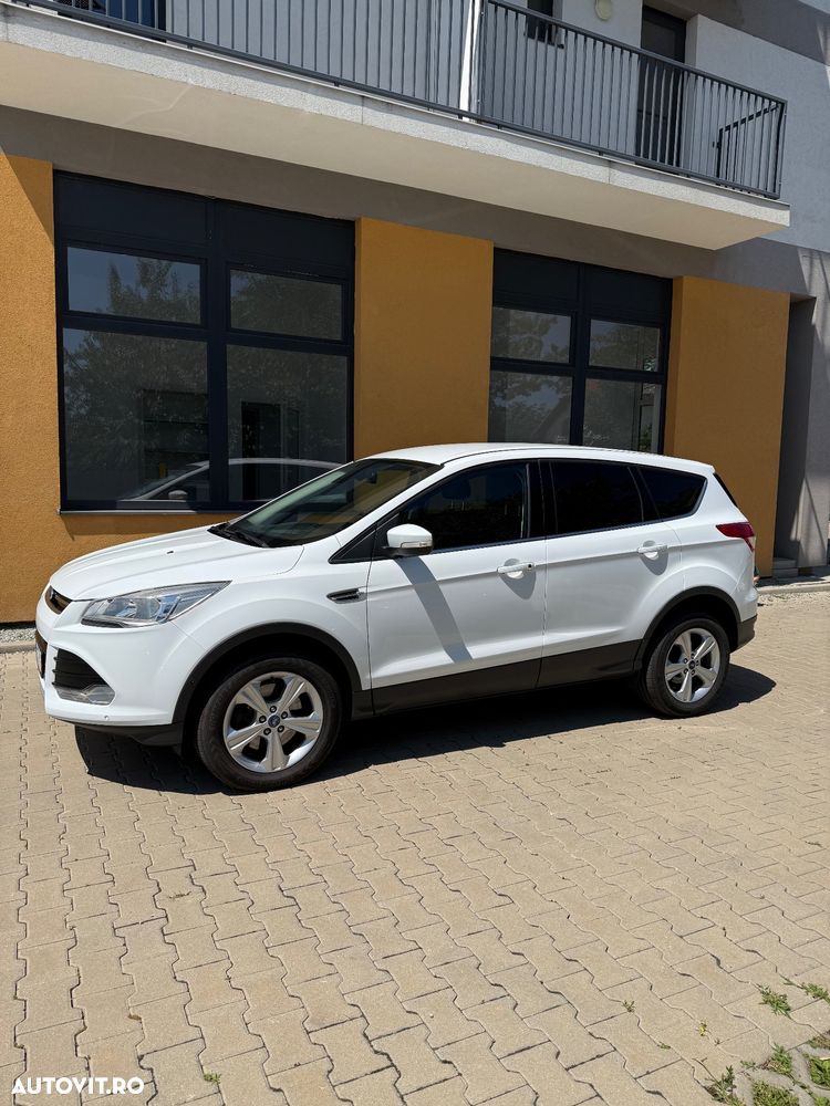 Ford Kuga 2.0 TDCi 4WD Powershift Titanium - 1