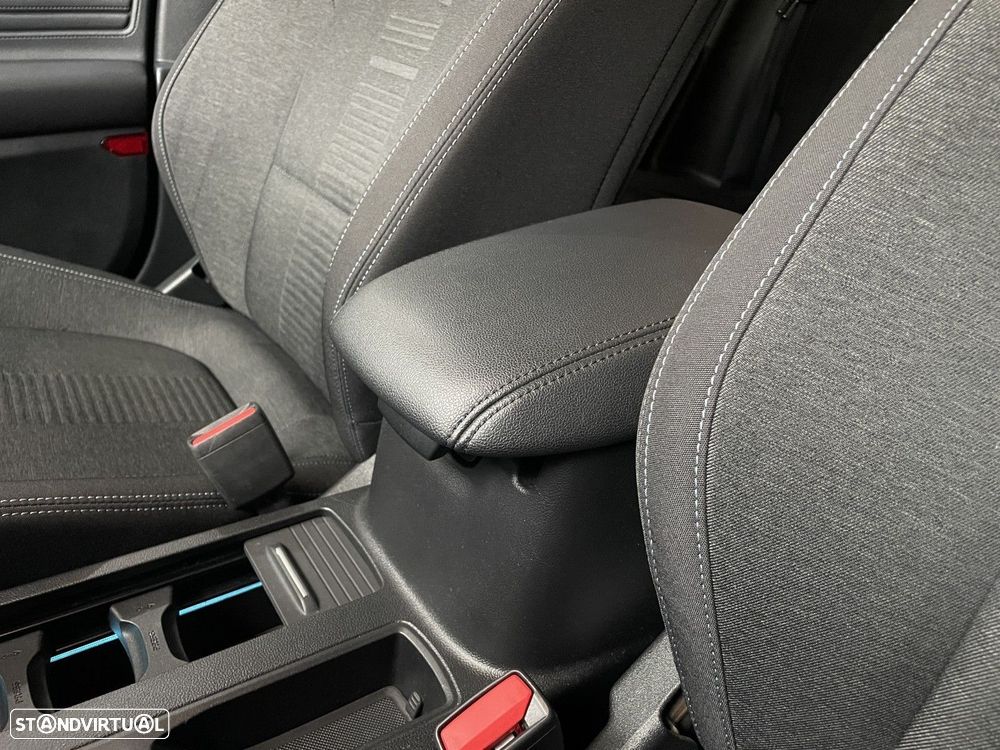 Ford Focus 1.0 EcoBoost Active - 27