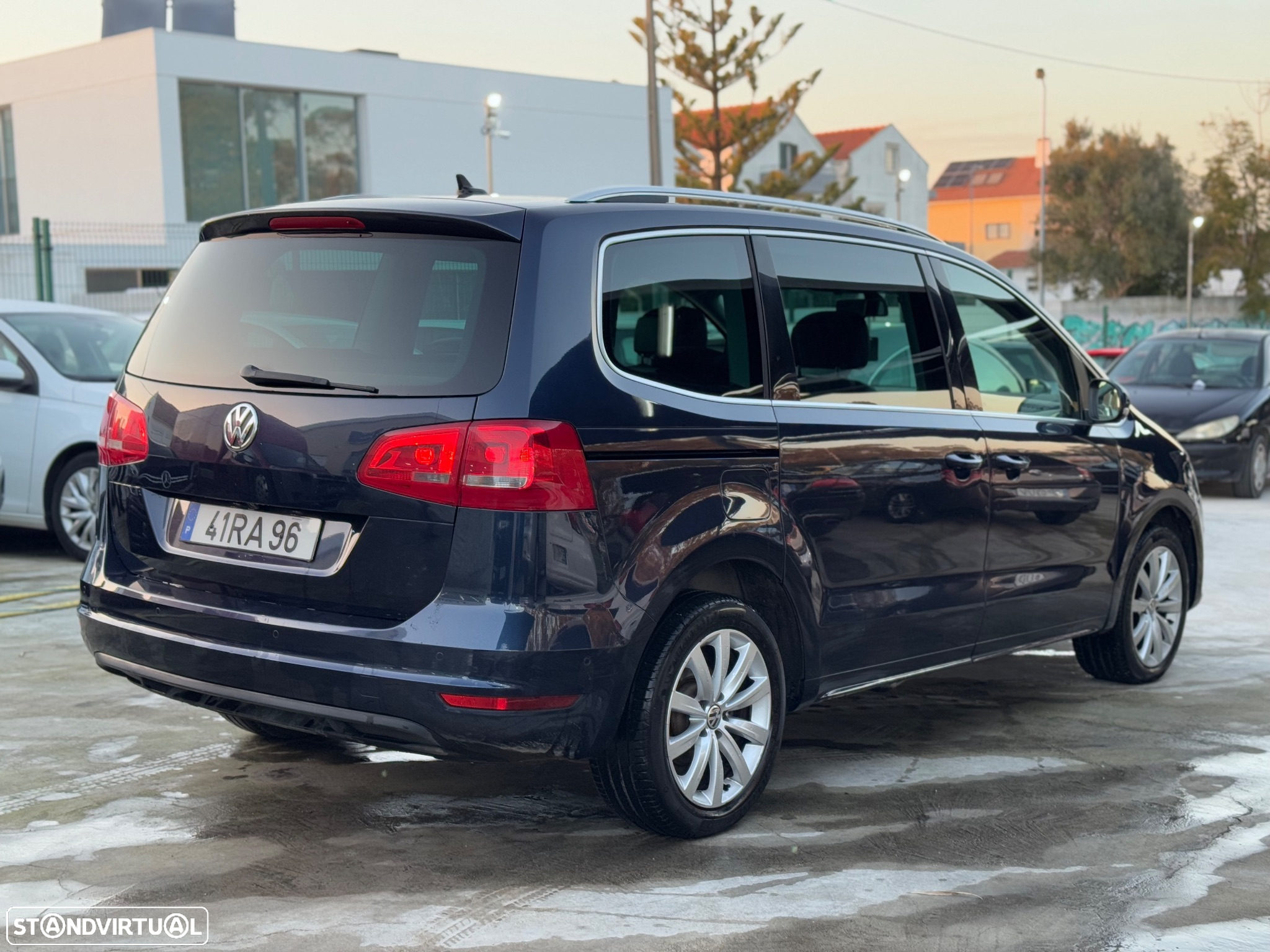 VW Sharan 2.0 TDI DSG Highline - 4